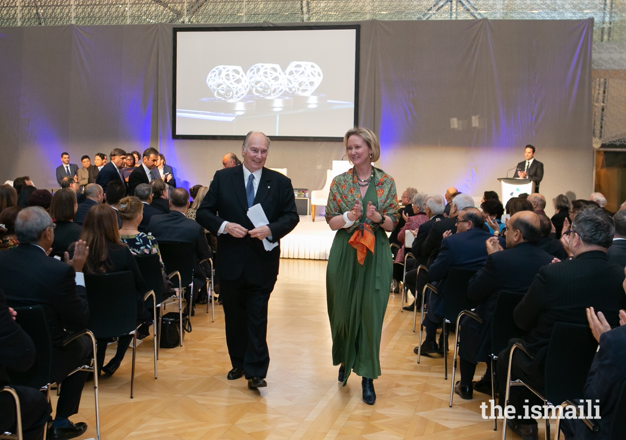 Meredith Preston McGhie, Secretary General of the Global Centre for Pluralism, alongside Mawlana Hazar Imam at the Global Pluralism Awards in Ottawa in 2019.