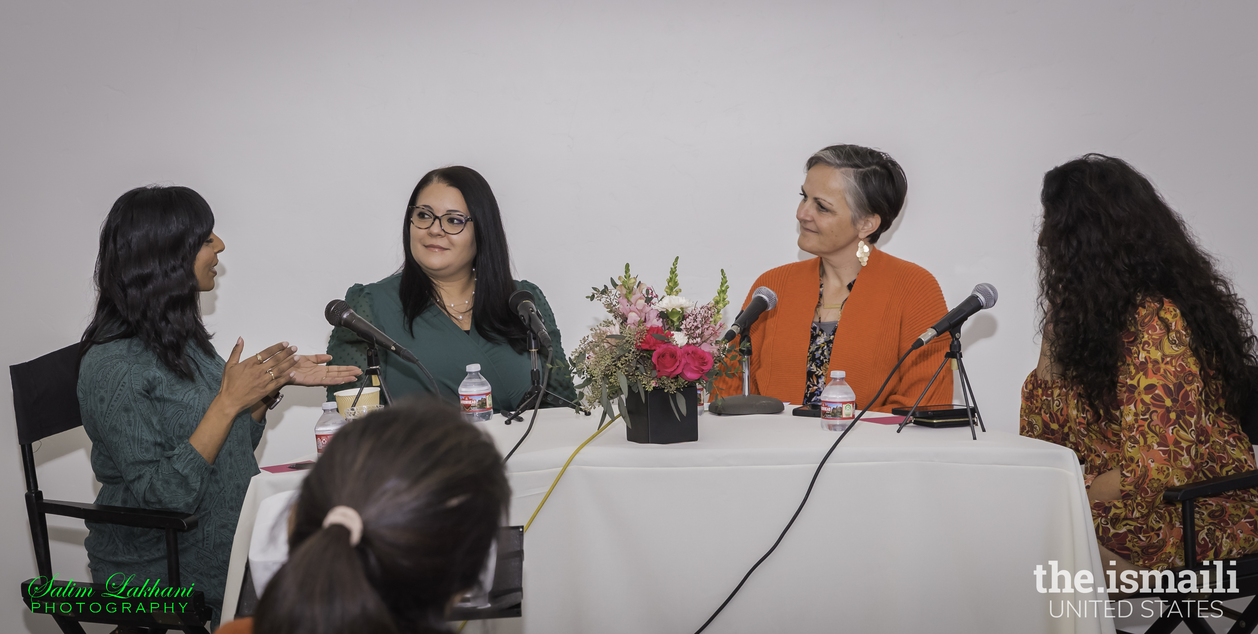 Moderators Farah and Farhana host an engaging discussion with panelists Edina Lekovic and Aziza Hasan in the “Being a Muslim in Public Service & Government” panel.