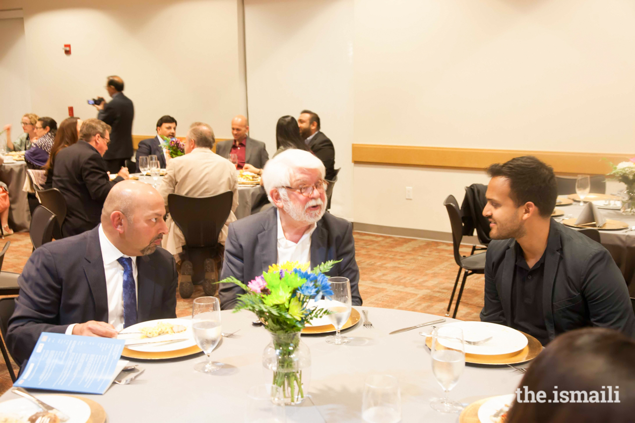 Prof. Jonathan Bloom in discussion at the dinner at Plano Jamatkhana.