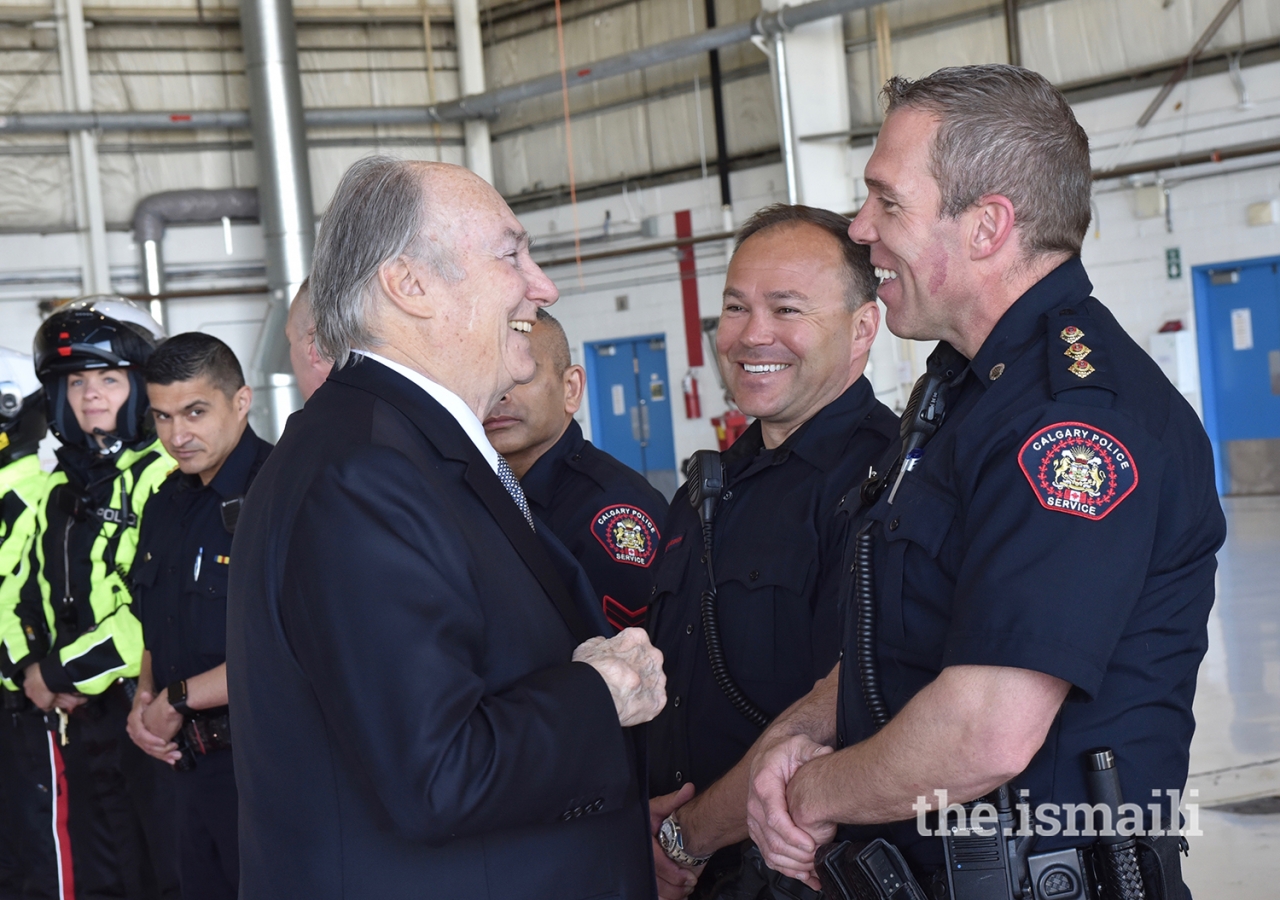 Mawlana Hazar Imam meets with the officers who served in his police escort while in Calgary.