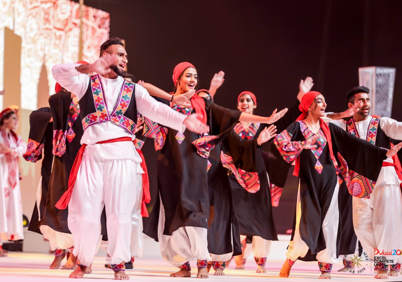 Talented performers delight the audience with a variety of dances at the Opening Ceremony. JG/Ahmed Charania