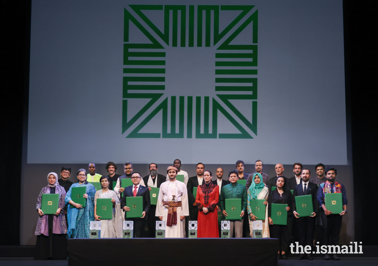 Princess Zahra and His Highness Sayyid Theyazin bin Haitam Al Said join Aga Khan Award for Architecture winners for a group photograph.