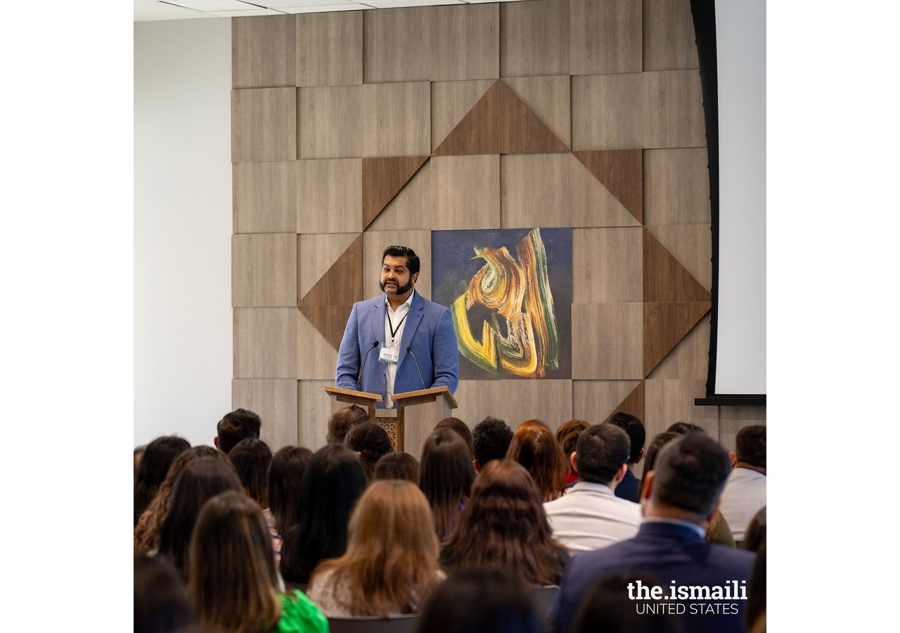 Honorary  Secretary of the Southwest Ismaili Council, Imran Bandeali, empowering future leaders today for a brighter tomorrow, addressing the volunteering participants.