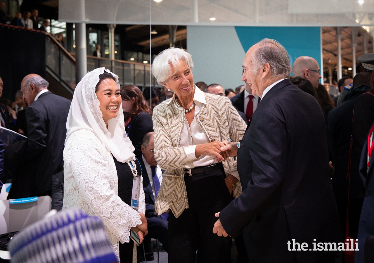 Mawlana Hazar Imam greets Mrs Christine Lagarde, the Chairwoman of the International Monetary Fund.