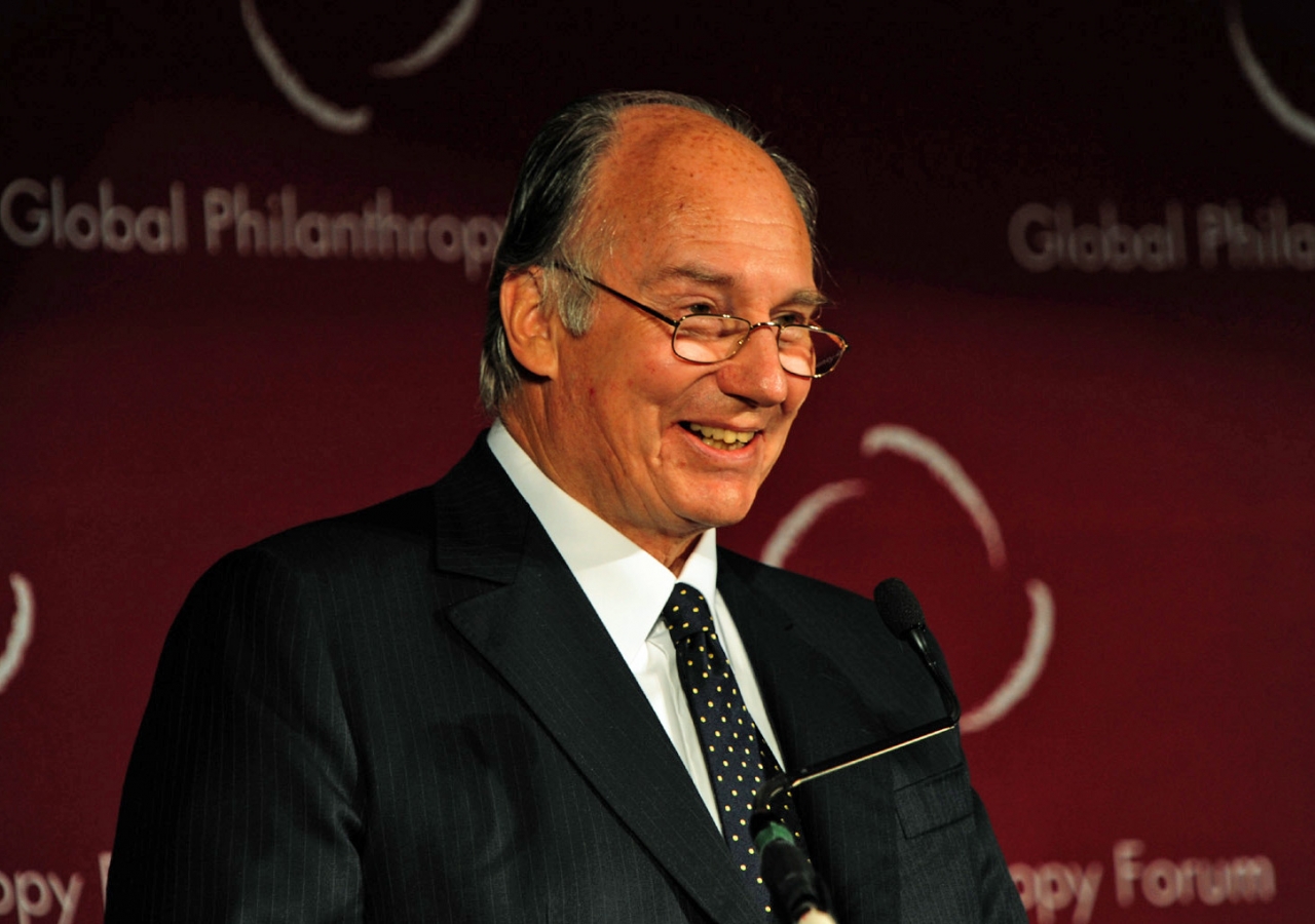 Mawlana Hazar Imam addresses the 2009 Conference of the Global Philanthropy Forum in Washington, DC.