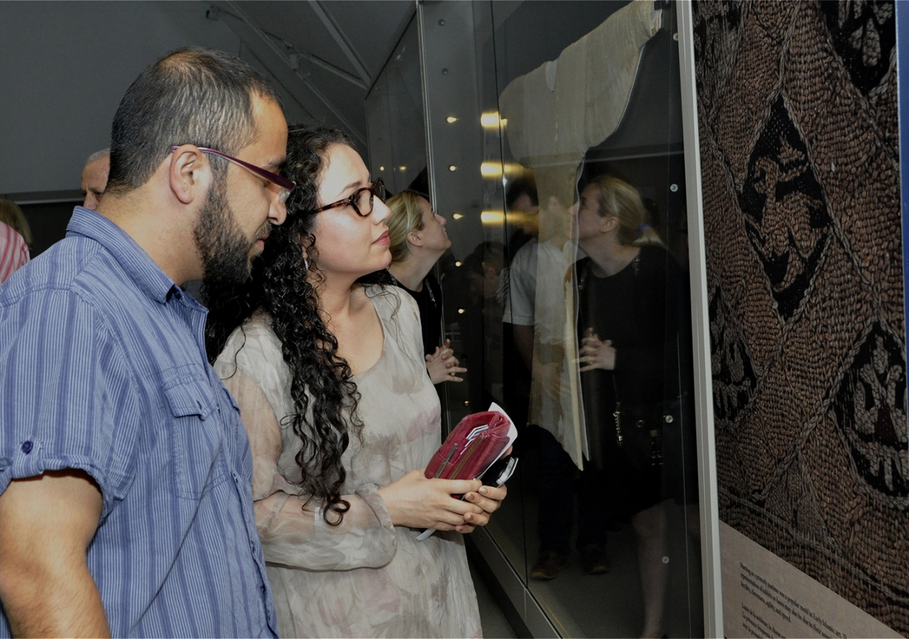 Guests tour the ROM’s ‘Cairo Under Wraps’ exhibition ahead of Professor Nasser Rabbat&#039;s lecture. Ibrahim Meru