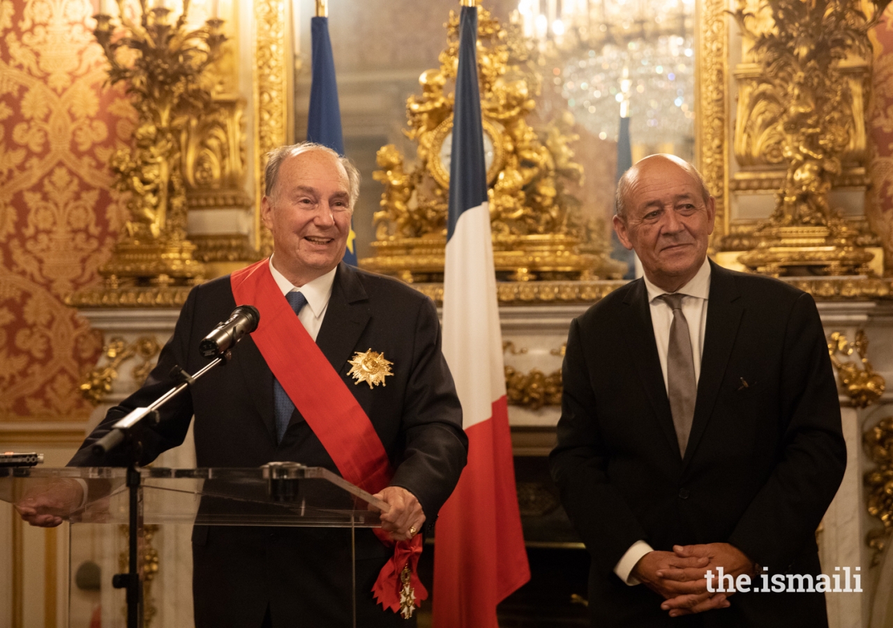 Mawlana Hazar Imam expresses his thanks to the French government for their partnership after receiving the Grand Cross of the Legion of Honour (Grand-croix dans l’Ordre national de la Légion d’honneur). 