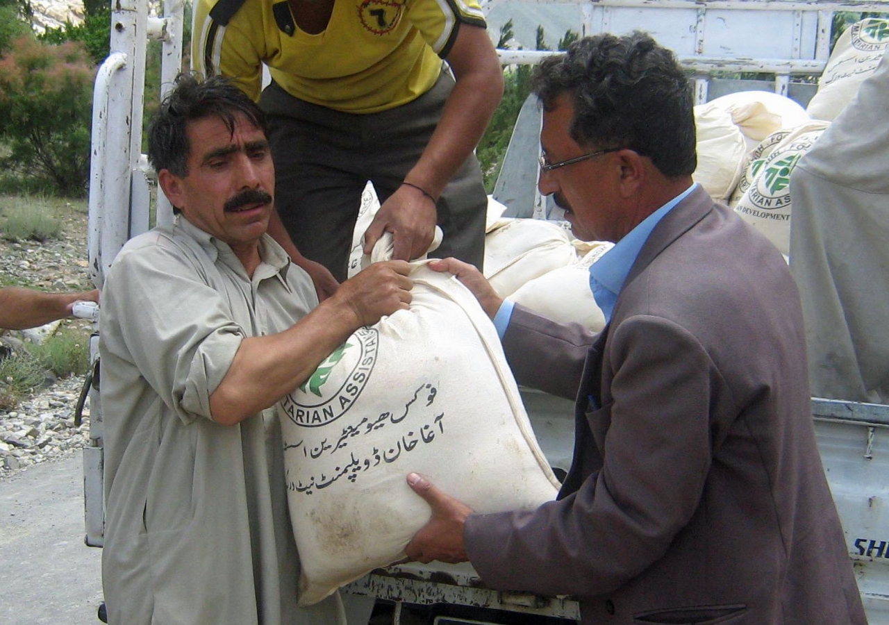 FOCUS Pakistan delivering relief items to displaced people in Hundur village of the Yasin valley in Gilgit-Baltistan.