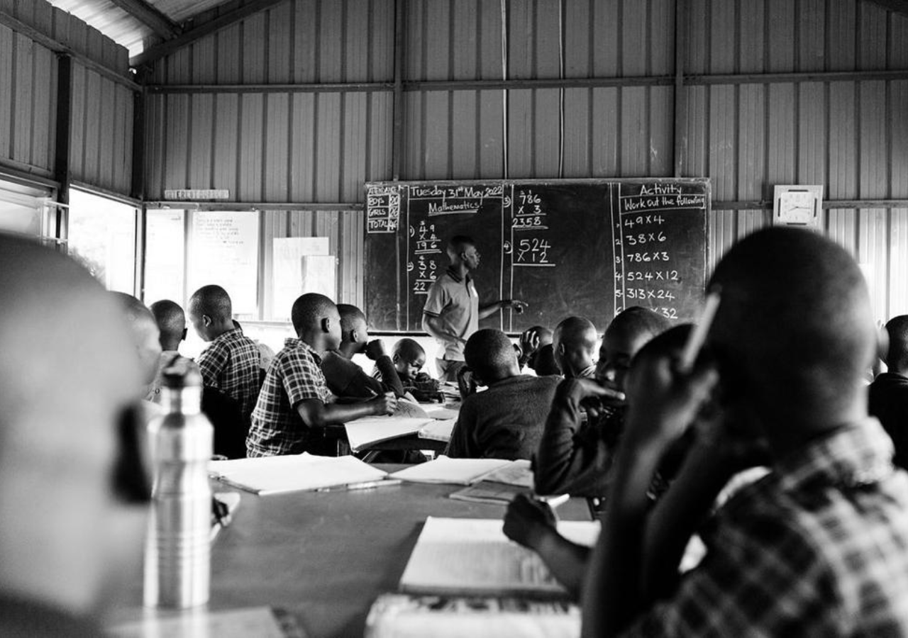 Project Shelter Wakadogo opened its first classroom in 2009. It now hosts an early childhood education centre, a health centre, and a school meals programme.