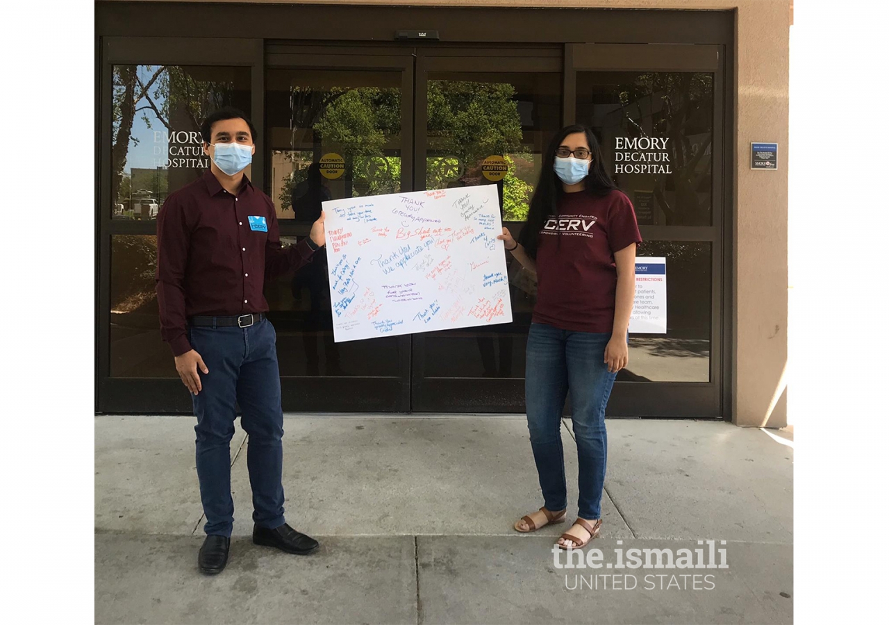 Zain Lokhandwala & Sehr Abdulla at Emory Decatur Hospital for the I-CERV mask dropoff to help protect healthcare workers from COVID-19.