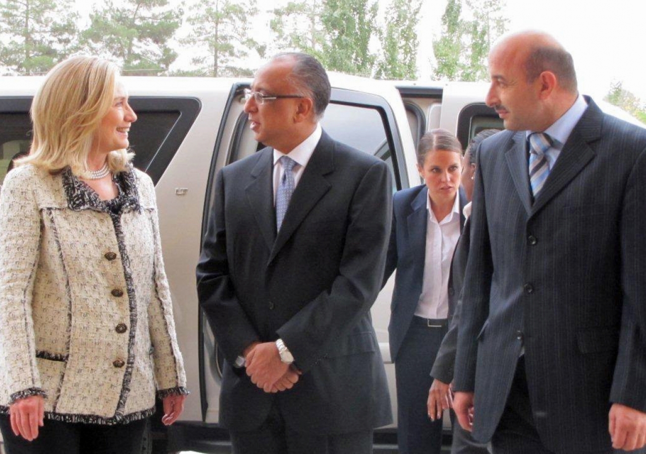 US Secretary of State Hillary Clinton arrives at the Ismaili Centre, and is received by AKDN Resident Representative Munir Merali and Muzaffar Djorubov, Executive Officer of the Ismaili Centre, Dushanbe.