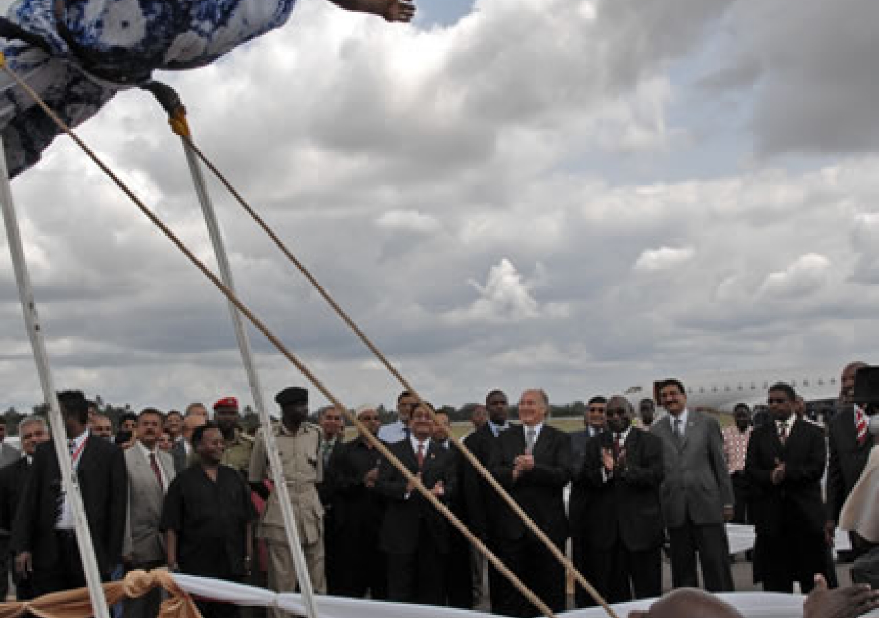 A ‘high flying’ welcome to Mawlana Hazar Imam by the Tanzania Army dance troupe.