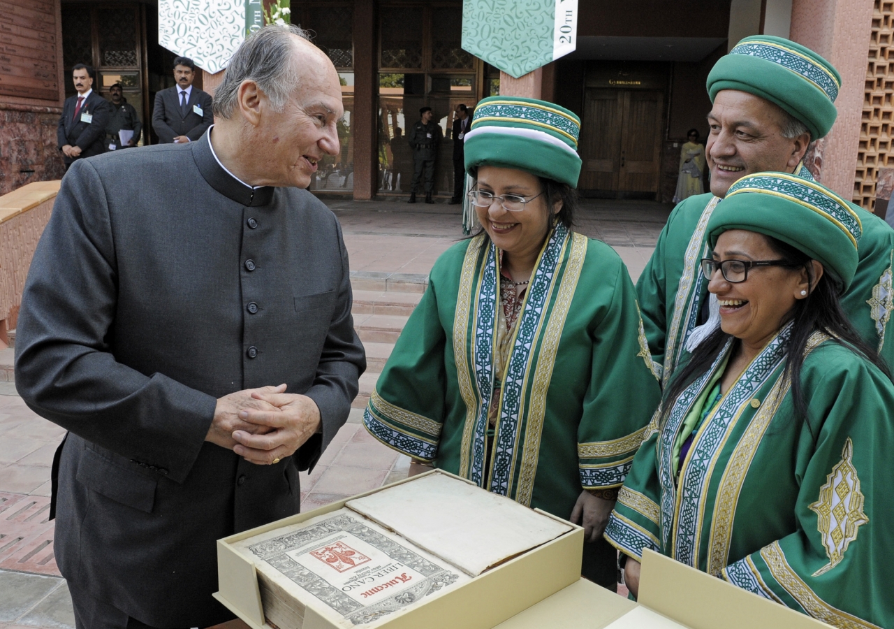 Mawlana Hazar Imam is presented with a 1527 edition of Avicenna’s Canon Medicinae — a gift to the Chancellor on the 30th anniversary of the granting of the Aga Khan University Charter.