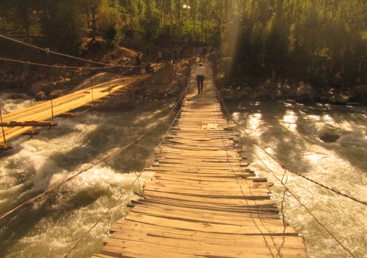 In Badakhshan, FOCUS helped to build a new safer evacuation bridge (left).