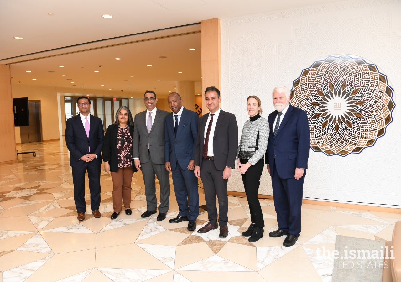 Mayor Sylvsester Turner and the delegation during the tour of the Ismaili Centre, Toronto.  (L to R) Murad Ajani, Celina Shariff, Al-Karim Alidina, Mayor Sylvester Turner, Ameerally Kassim-Lakha, City Council Member Abbie Kamin, Andy Icken.