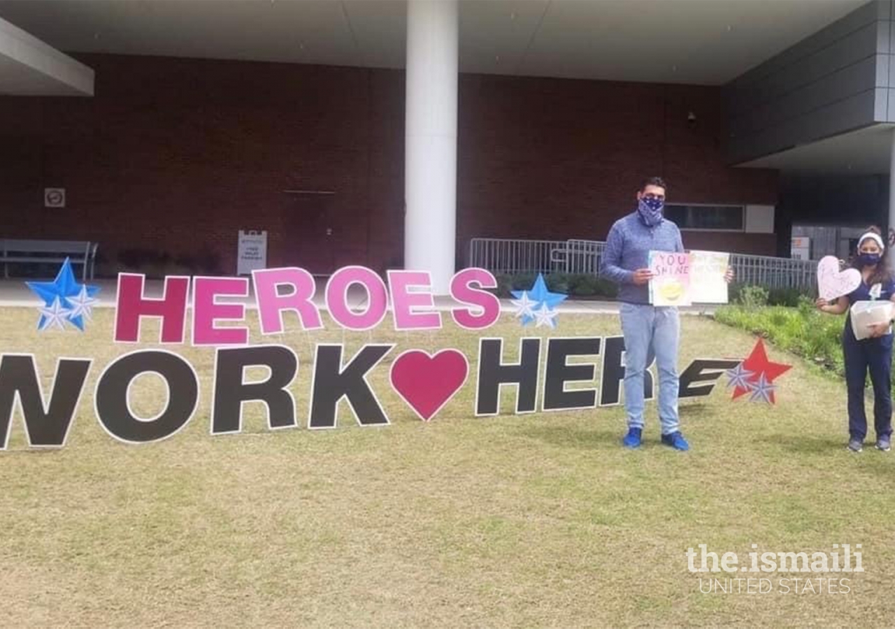 Nizar Lalani and Rozina Bhagat dropping off fabric masks at a hospital in Memphis, Tennessee.