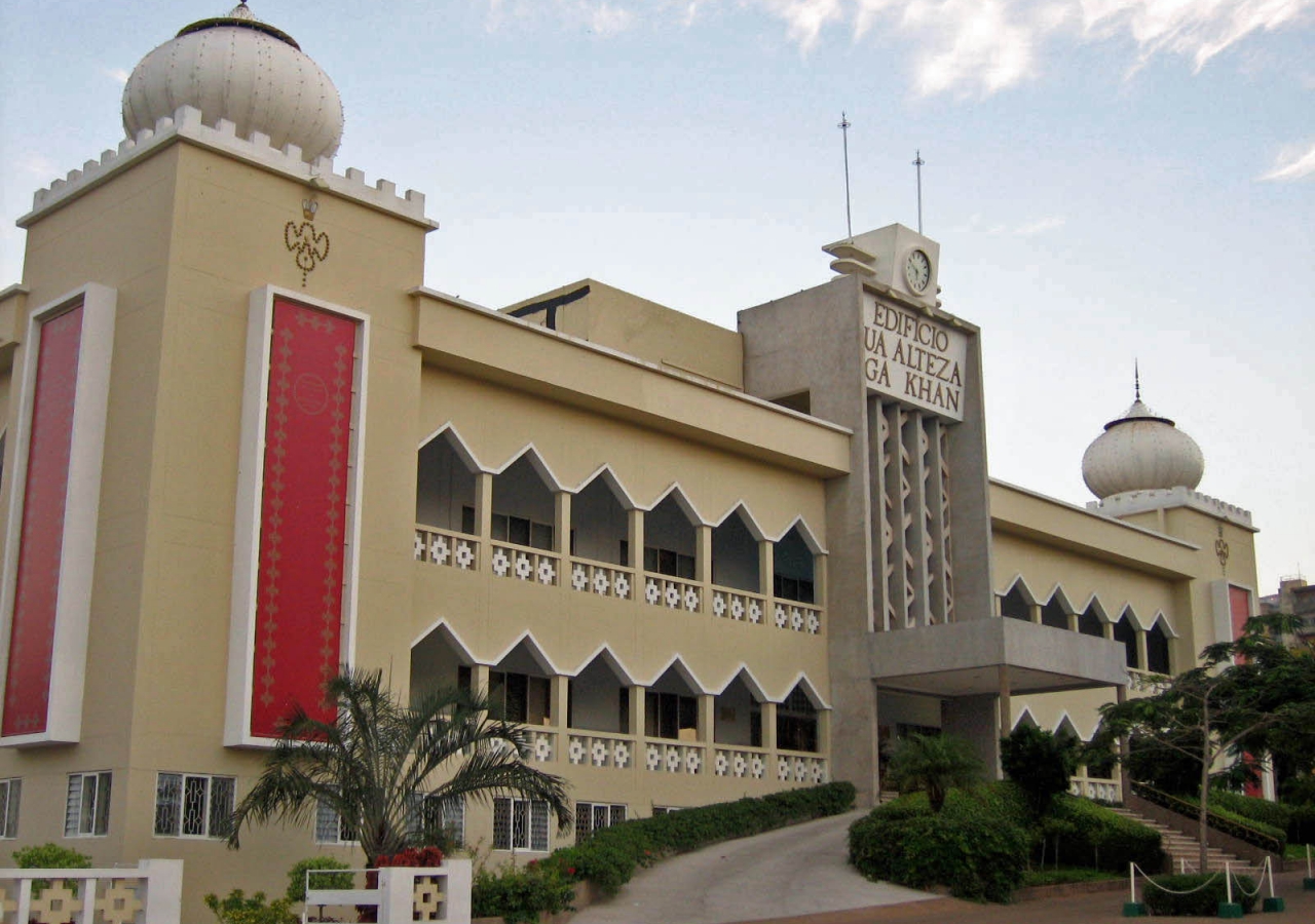 Full front view of the Maputo Jamatkhana in Mozambique. Note the glass-walled minarets. 