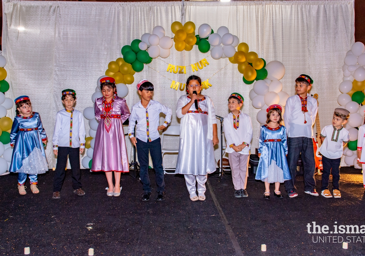 Children singing and performing Pamiri devotional literature. 