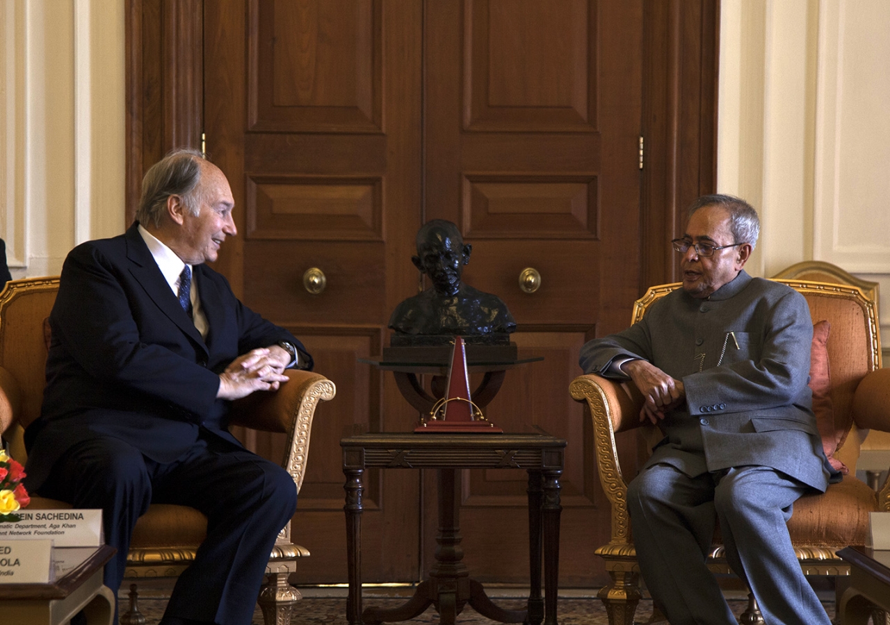 Mawlana Hazar Imam calls on the President of India, His Excellency Pranab Mukherjee, at Rashtrapati Bhavan.