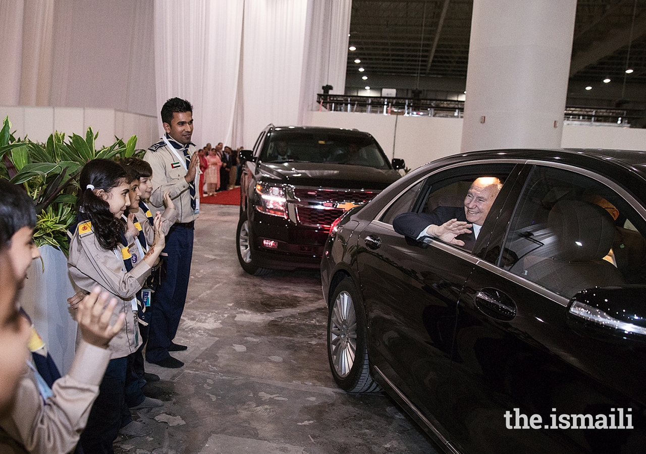 A lineup of Aga Khan Scouts and Guides bid farewell to Mawlana Hazar Imam upon his departure.