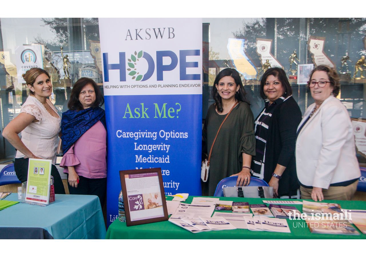 Western region HOPE volunteers working with external organizations in providing information on long-term care to caregivers and seniors at the Seniors Sports Tournament.