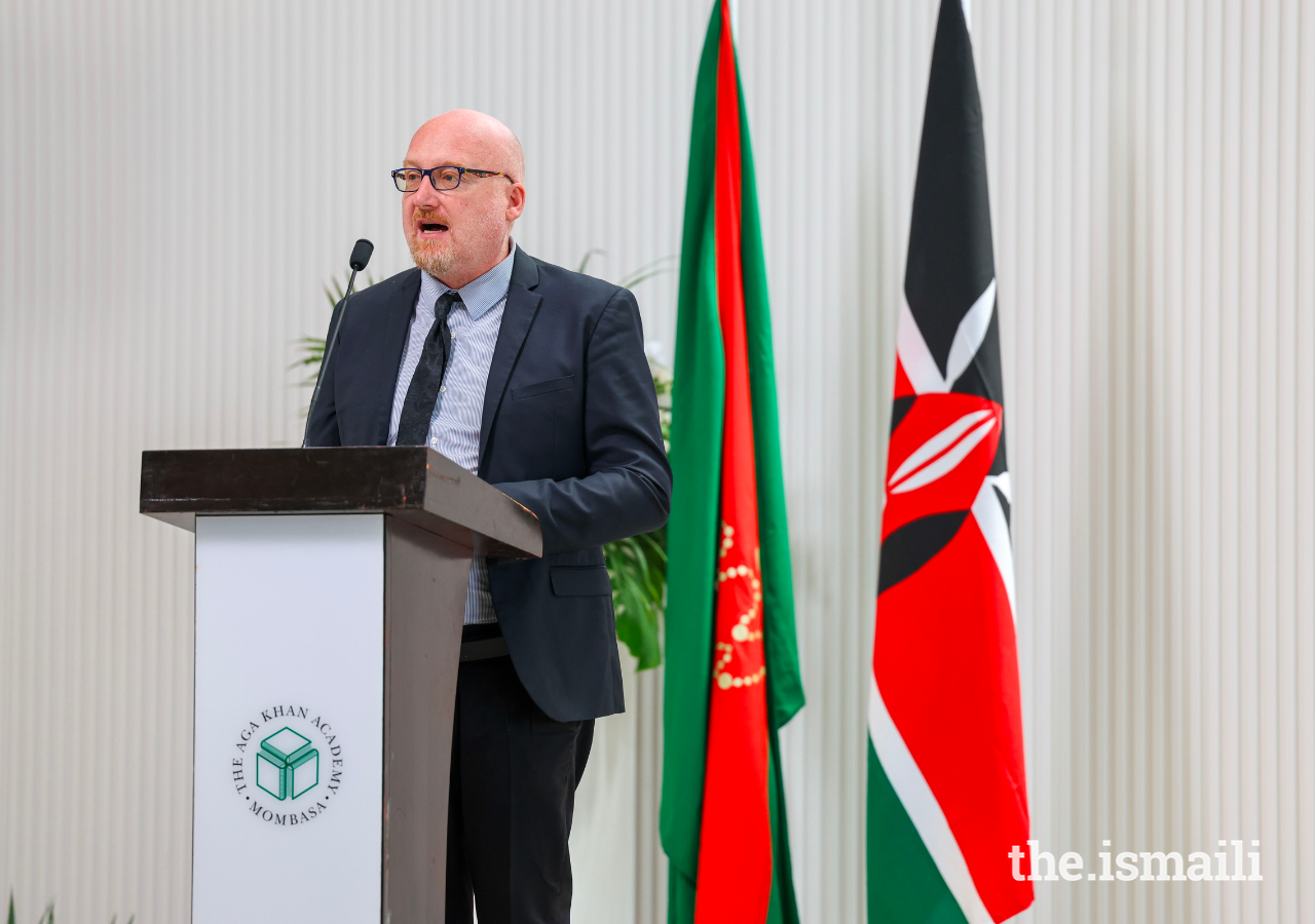 Mr Colin Webster, Head of the Aga Khan Academy, Mombasa, addresses guests at the school's 20th anniversary celebration.