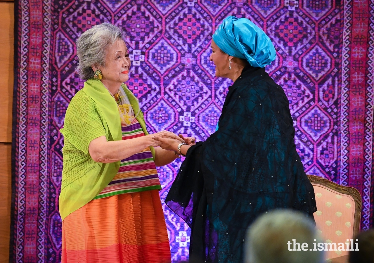 The Right Honourable Adrienne Clarkson, member of the Board of Directors of the Global Centre for Pluralism extends thanks to Deputy Secretary-General of the United Nations, Amina J Mohammed, who delivered the 2019 Annual Pluralism Lecture. 