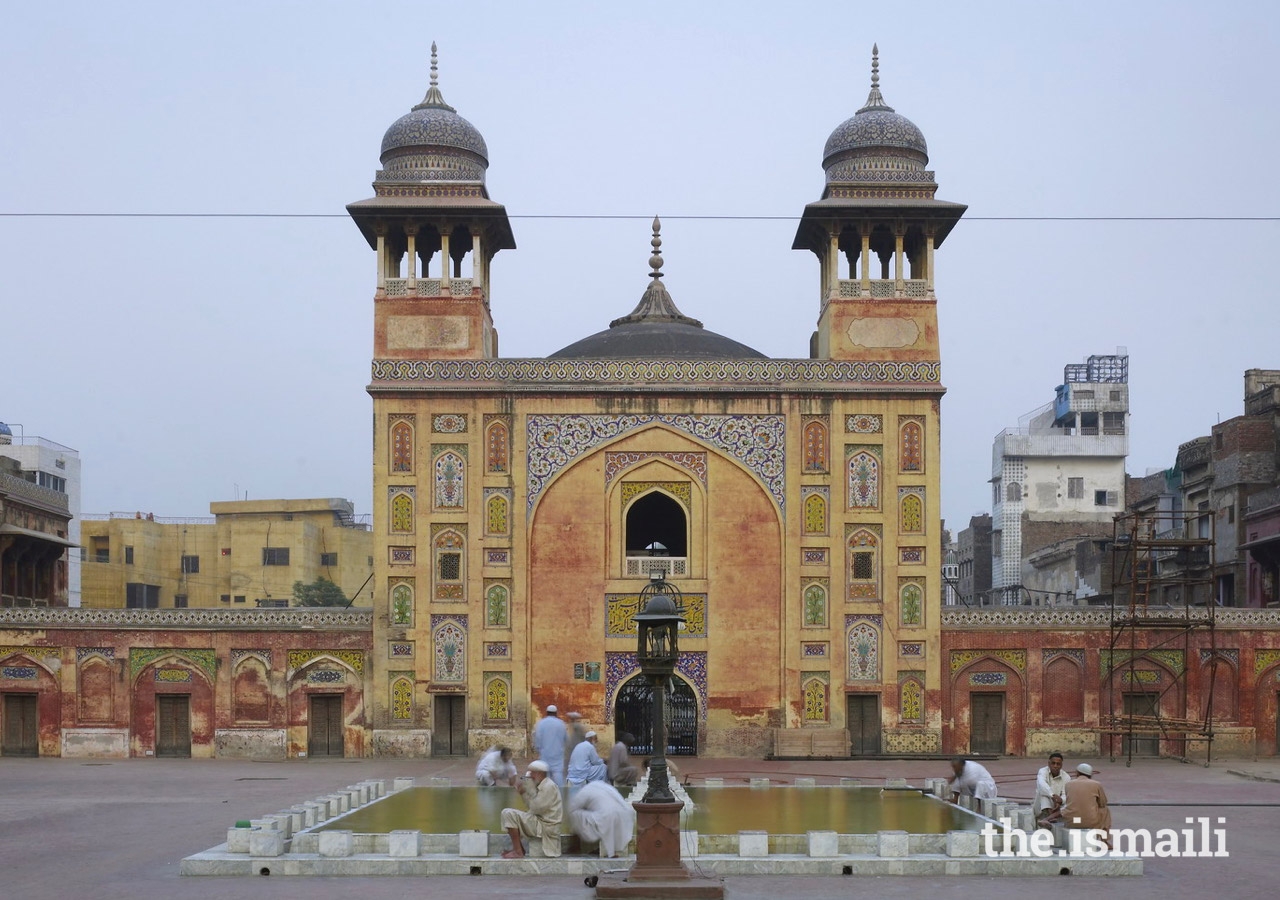 View to the main entrance past the central ablutions fountain in the courtyard.