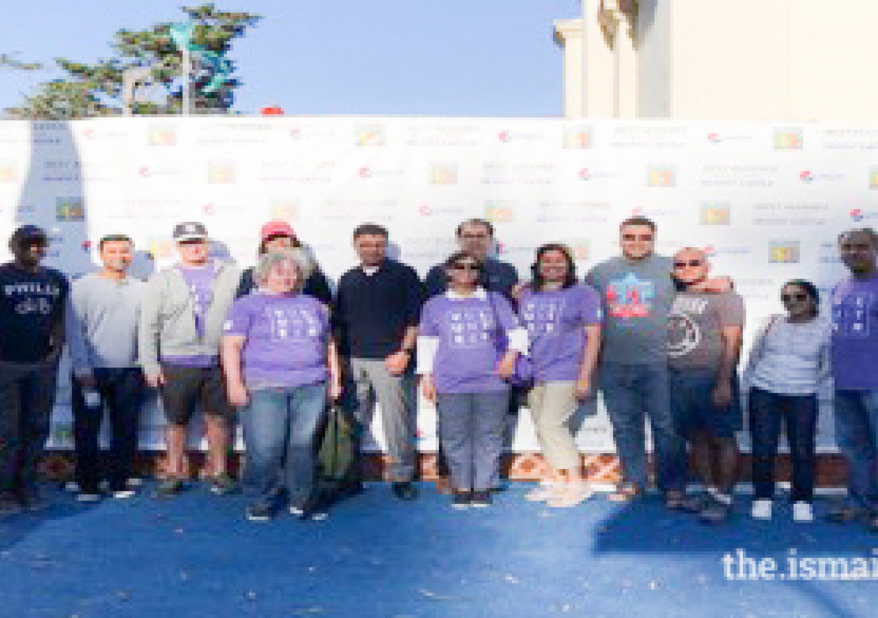 The riders and volunteers at the end of the ride.