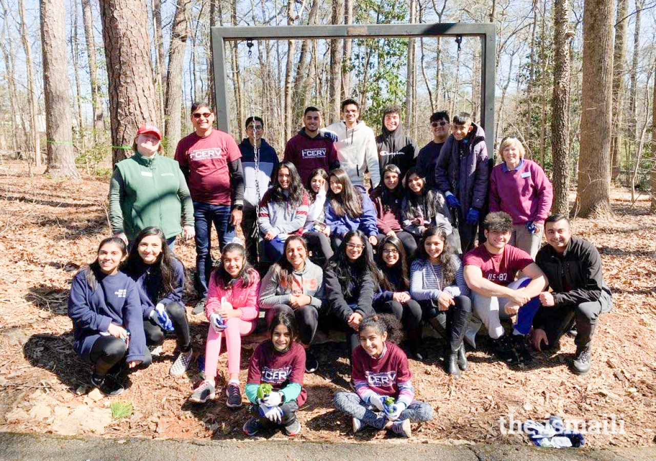 I-CERV volunteers helped clean-up and beautify the Birmingham Botanical Gardens in Alabama.