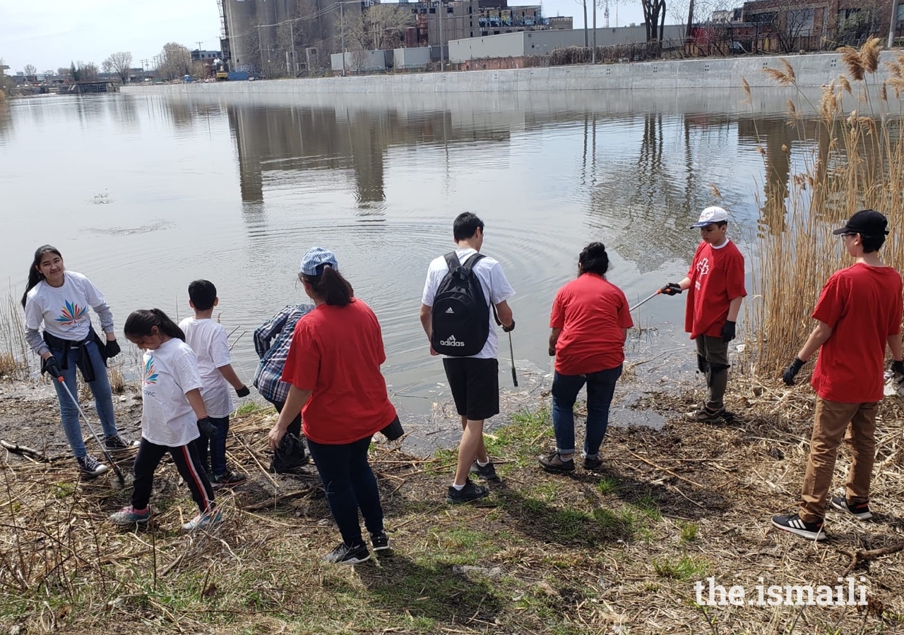 The Ismaili CIVIC Youth day provided an opportunity for younger members of the Jamat to practice civic responsibility and community engagement. 