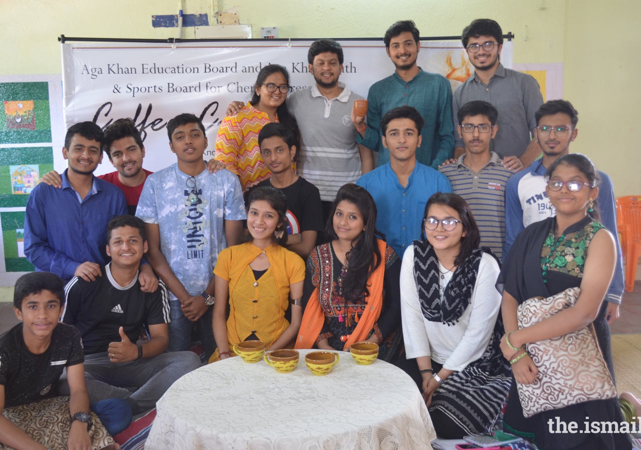 Participants of Coffee Connect with guest speakers Divanshu Kumar and Samyak Jain.