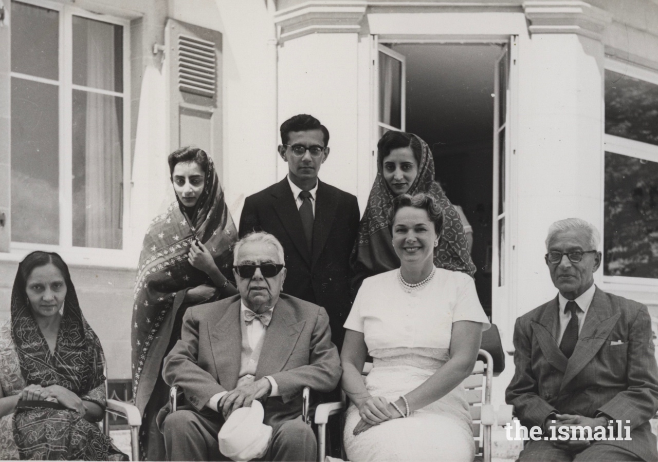 Amina (top left) and her family with Mawlana Sultan Mahomed Shah and Begum Om Habibeh.