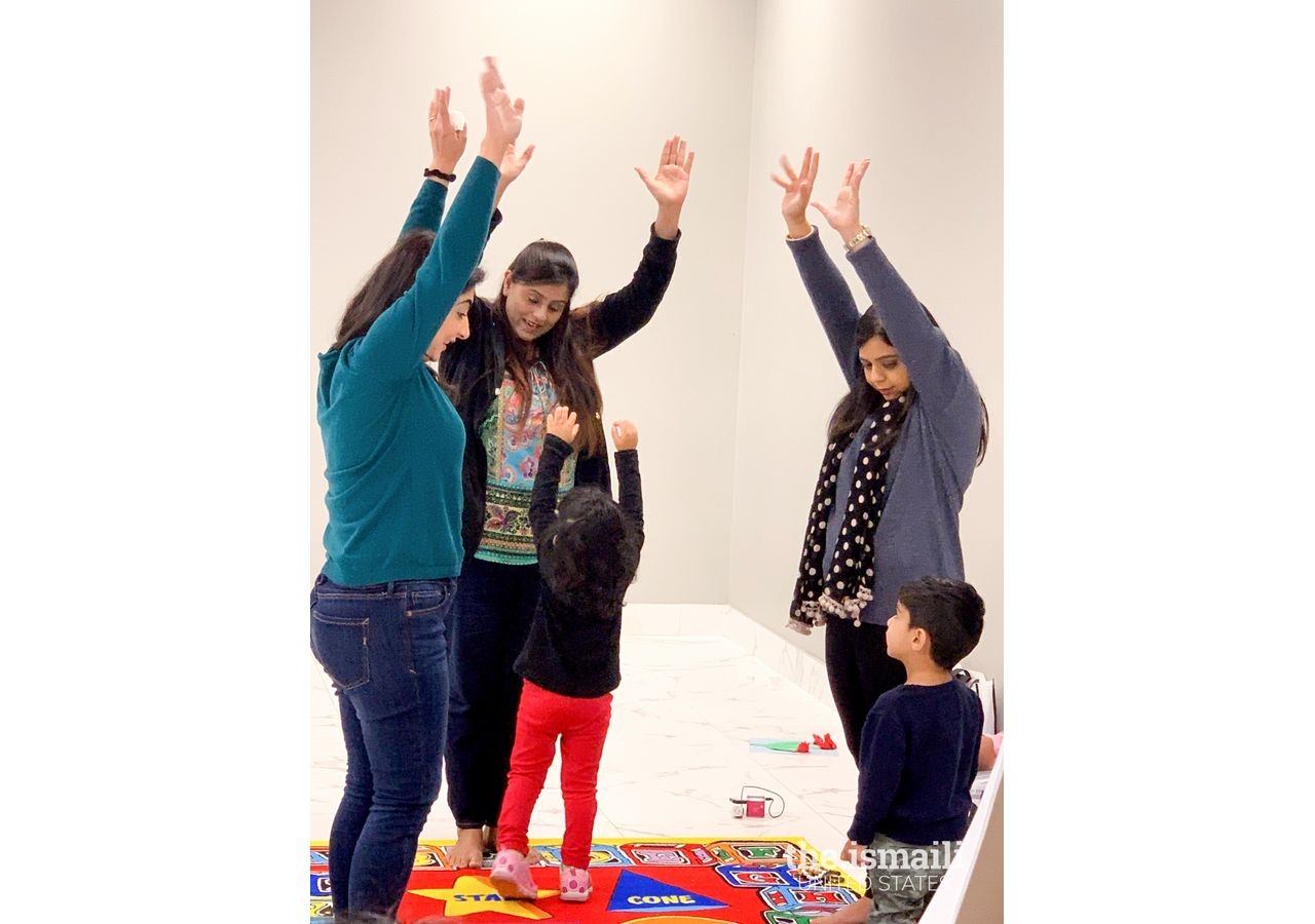 Noureen leads a "Faith and Ethics" ECD class. 