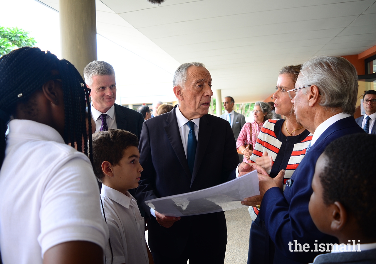 President Marcelo Rebelo de Sousa is shown around the Aga Khan Academy’s campus and facilities, and the works currently in progress to expand the school in Maputo.