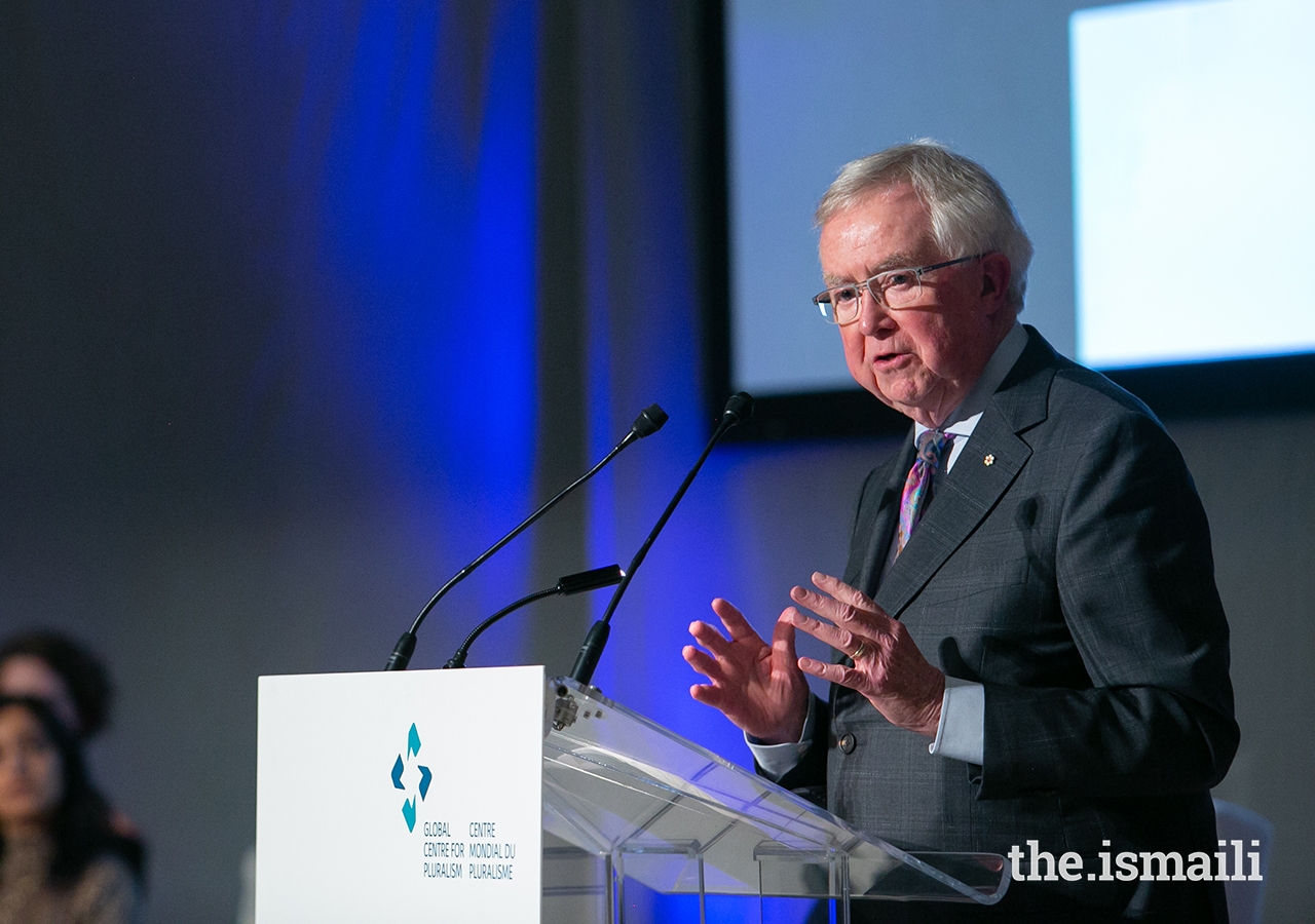 The Right Honourable Joe Clark, former Prime Minister of Canada and chair of the award jury, delivers remarks during the Global Pluralism Award ceremony.