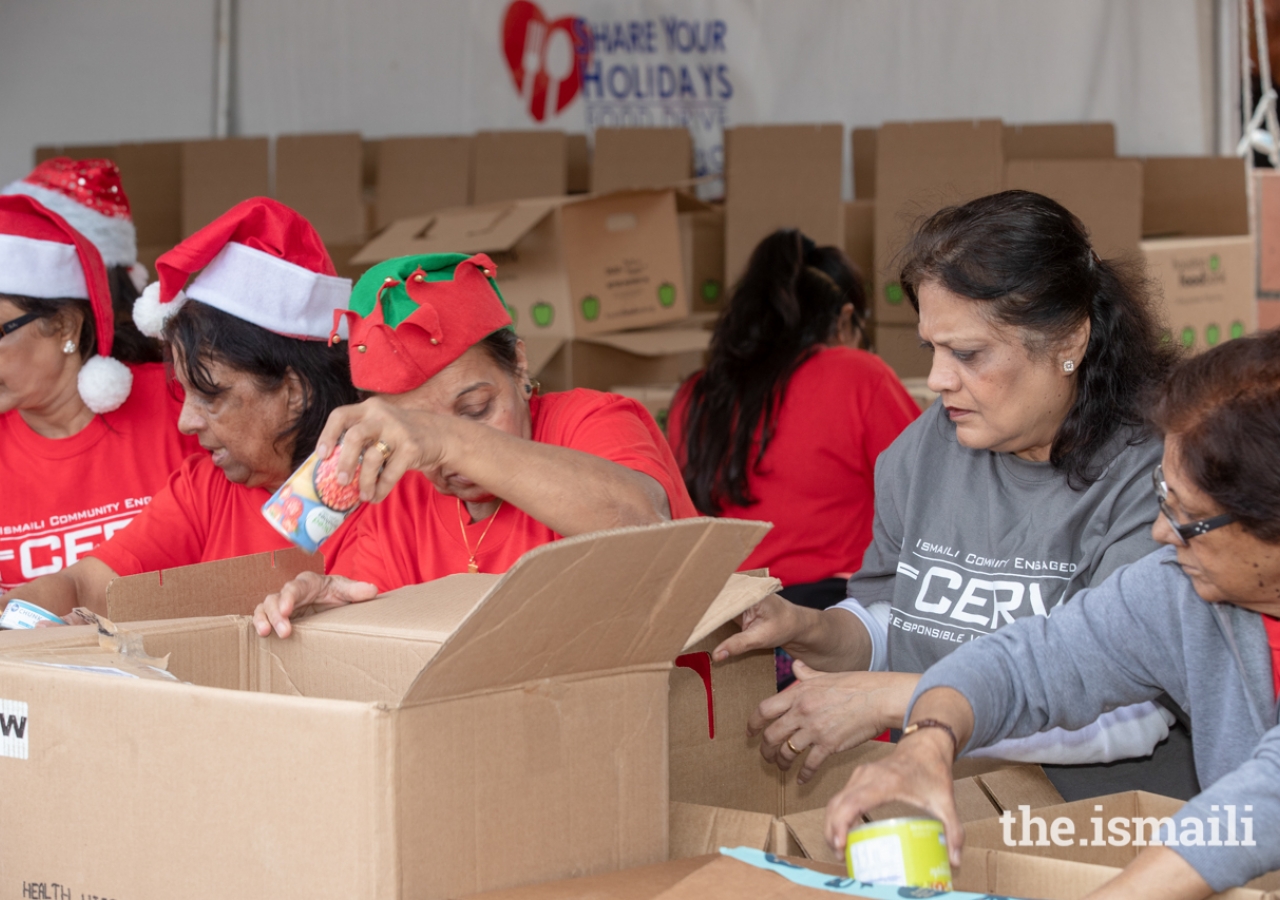 Over 100 I-CERV volunteers helped to collect and package donations at the Ismaili Jamatkhana and Center during the Share Your Holidays Food Drive.