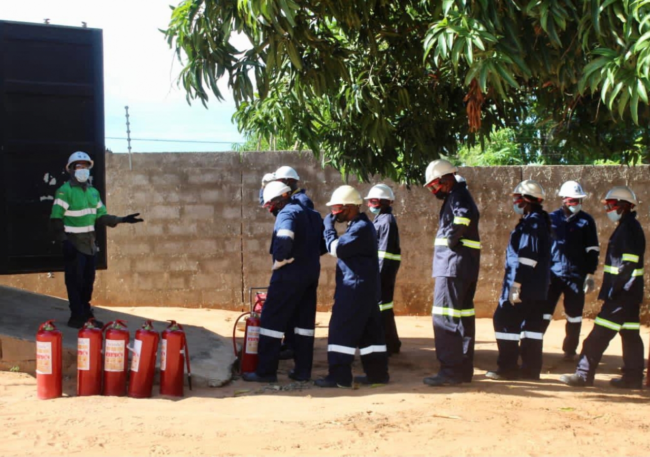 AKF-M staff members at the fire-fighting session.