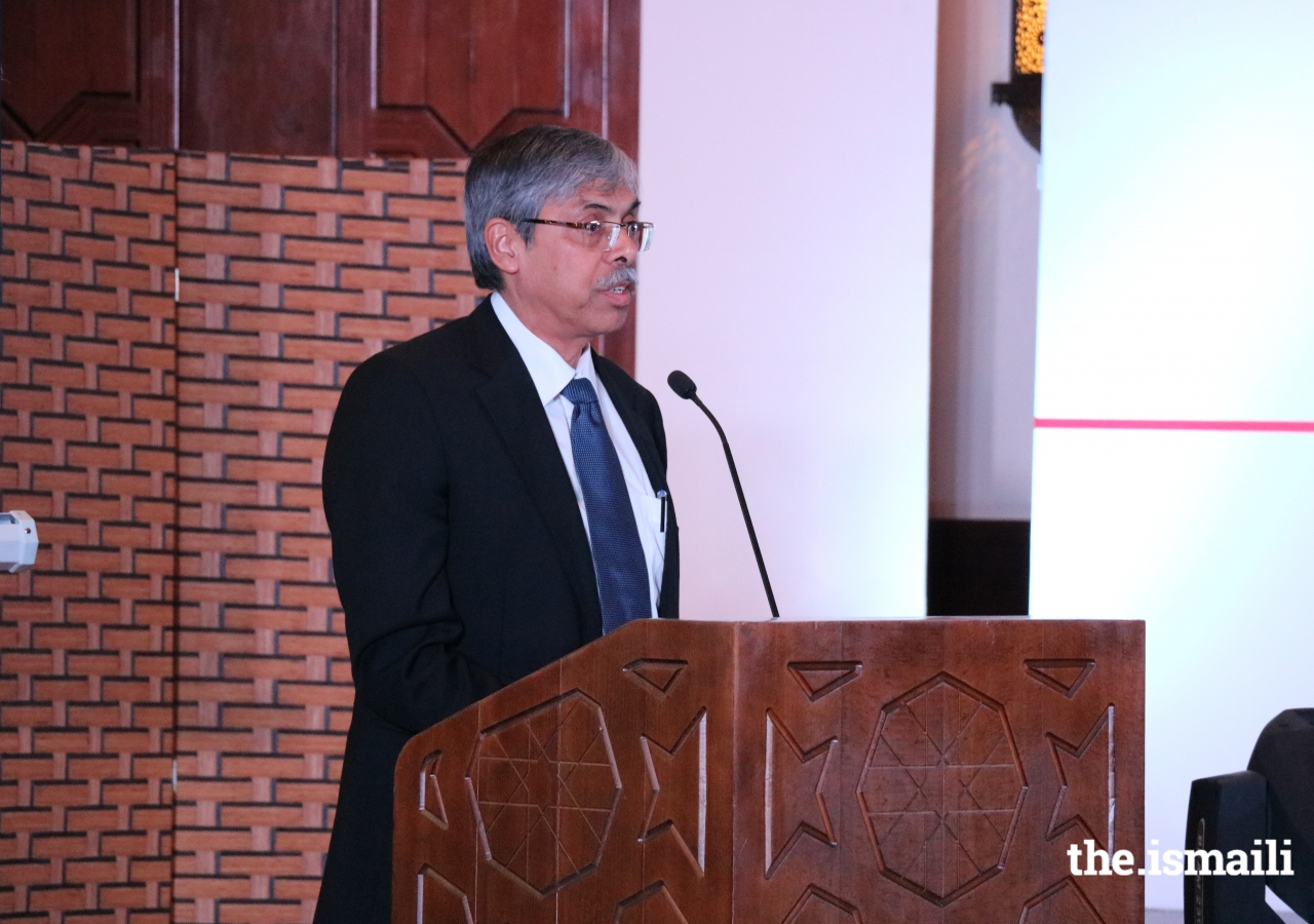 His Excellency Muhammad Imran, Ambassador of Bangladesh addressing the distinguished guests at the Ismaili Centre, Dubai