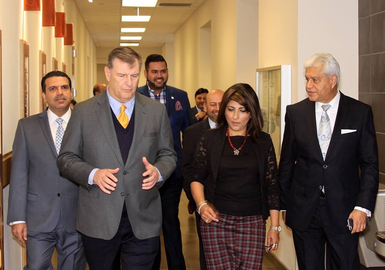 Mayor of Dallas, Mike Rawlings taking a tour of the Ismaili Jamatkhana, Plano facilities.