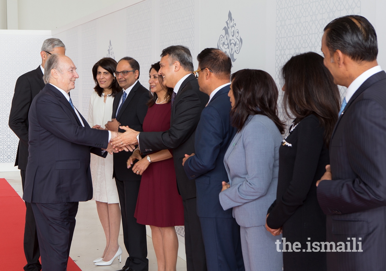 Mawlana Hazar Imam is greeted by Jamati leadership upon arriving in Vancouver for his Diamond Jubilee visit to Canada.