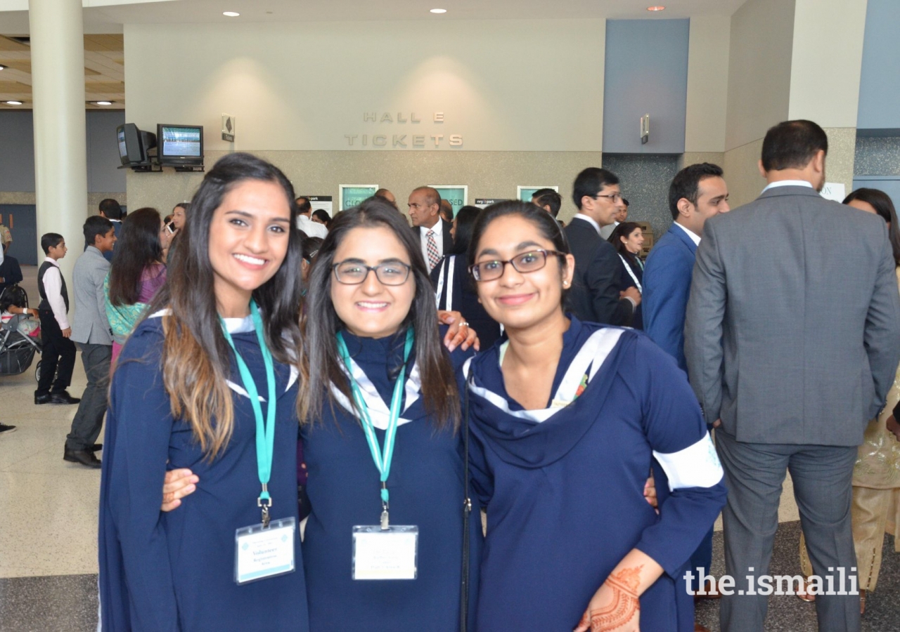 Anam Sherali (Center) with other volunteers in Houston