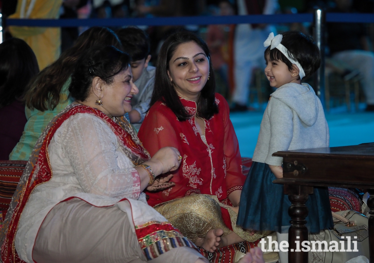 Smiles and laughter at the Music and Mehndi celebrations