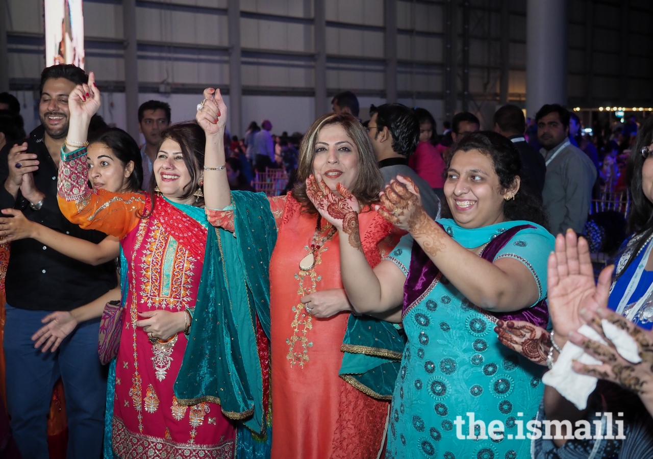 The Jamat enjoys an evening of music and dancing 