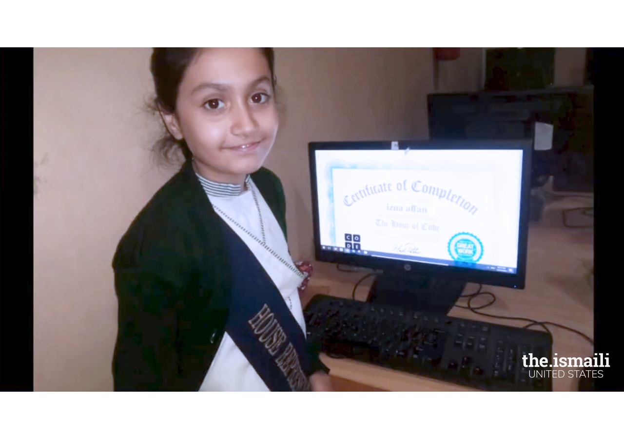 Proud student with her certificate.