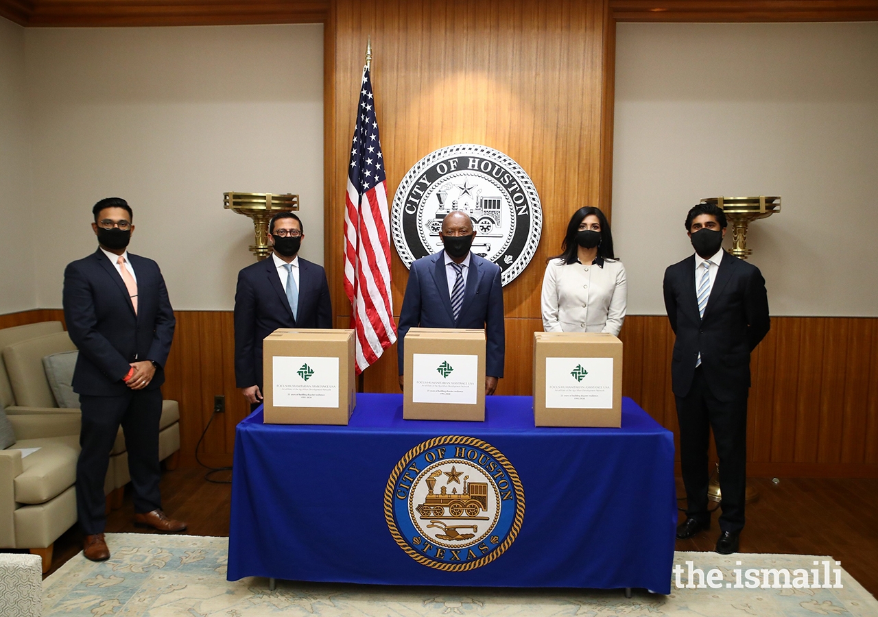 From left to right: Irfan Ali, Honorary Secretary, Ismaili Council for Southwestern US; Murad Ajani, President, Ismaili Council for Southwestern US; The Honorable Mayor Sylvester Turner, City of Houston; Shenila Momin, Chairperson Focus Humanitarian Assistance USA; Alim Adatia, Communications Coordinator, Ismaili Council for Southwestern US