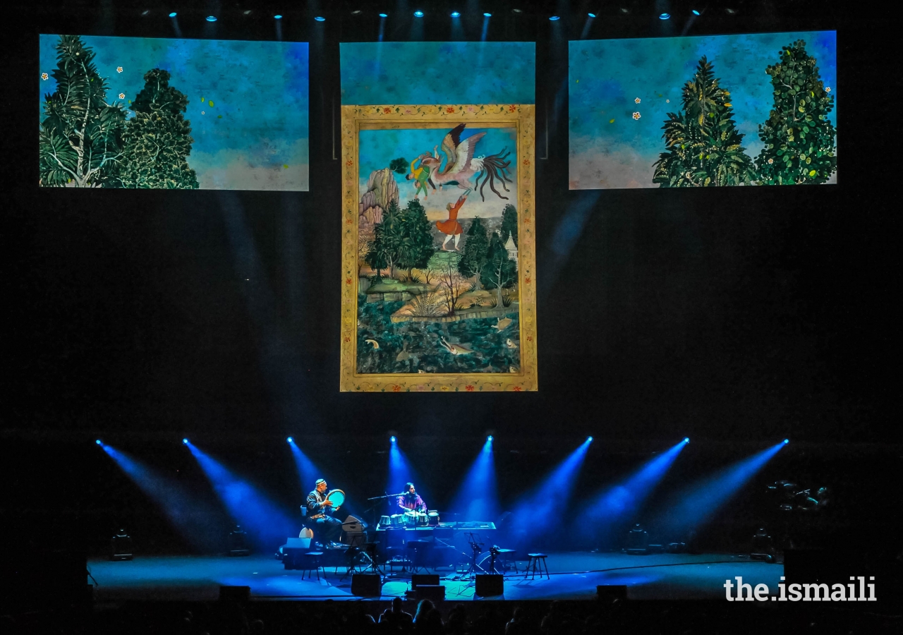 A special feature of the concert at the Royal Albert Hall was the dialogue between music, visual imagery and animation in the form of miniature paintings and manuscript illuminations.