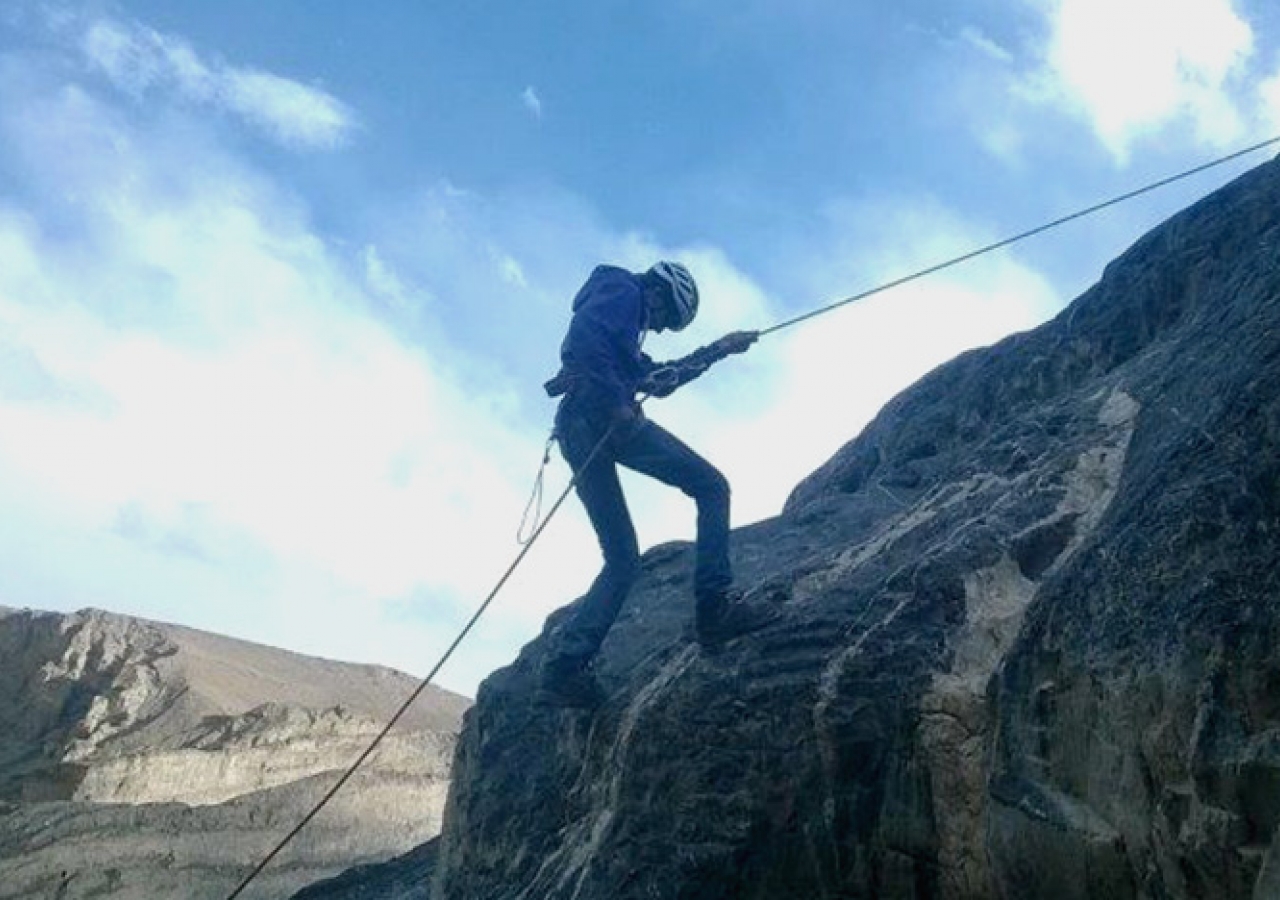 The Sports Fellowship in Mountain Climbing taught participants how to pitch a tent, hike on rough terrain, climb rock and ice, and all about glacier travelling. Ismaili Council for Pakistan