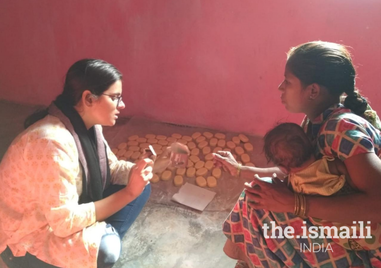 An SBI Youth for India Fellow, Roohi Patel worked in Orissa with the NGO Gram Vikas to assist tribal women in creating sustainable market linkages for their micro-enterprise of handmade soaps.