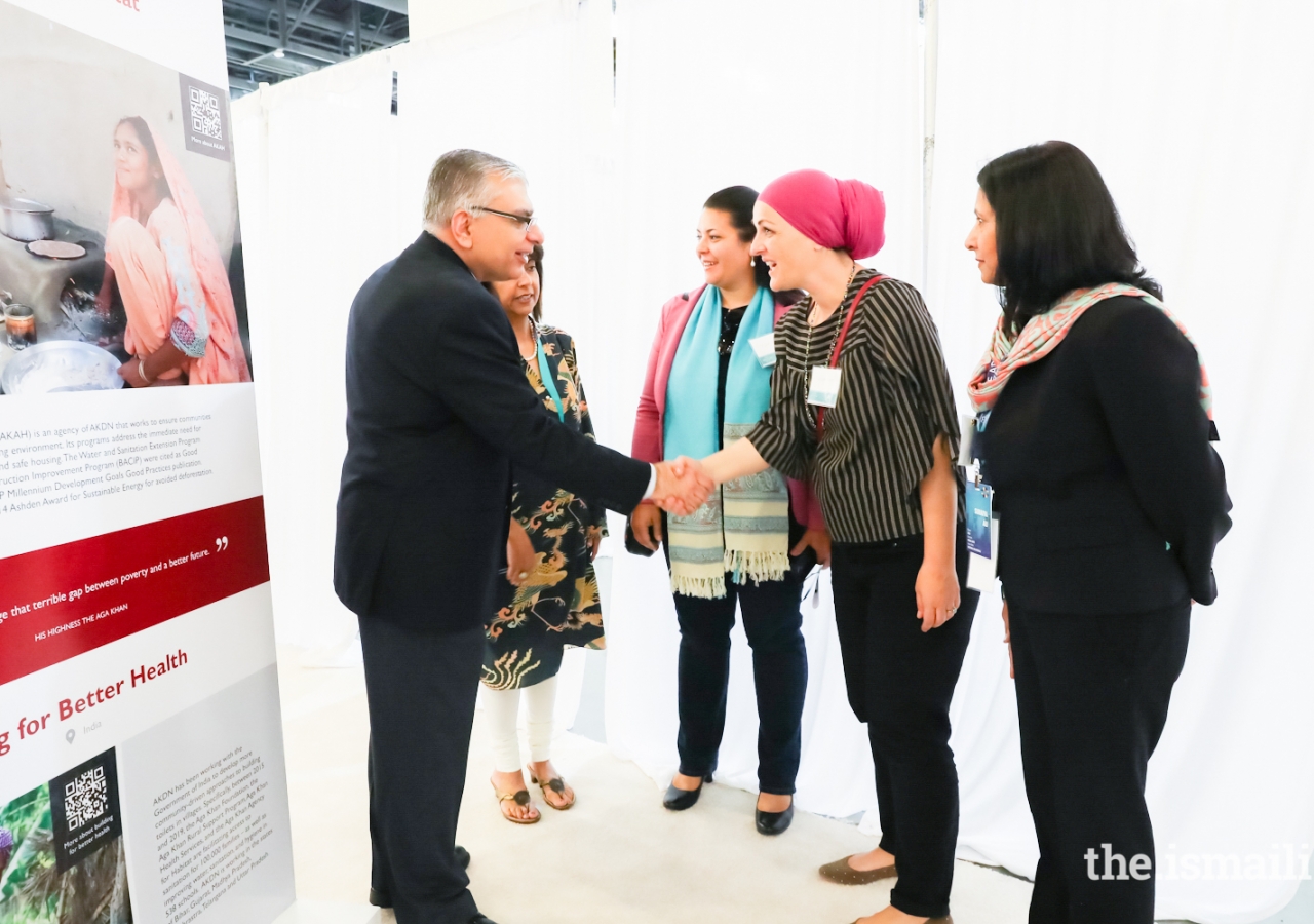 Dr Barkat Fazal, President of the Ismaili Council for the USA meeting Edina Lekovic, consultant and media commentator. Next to her is Aziza Hassan, Executive Director of NewGround: a Muslim-Jewish Partnership for Change.